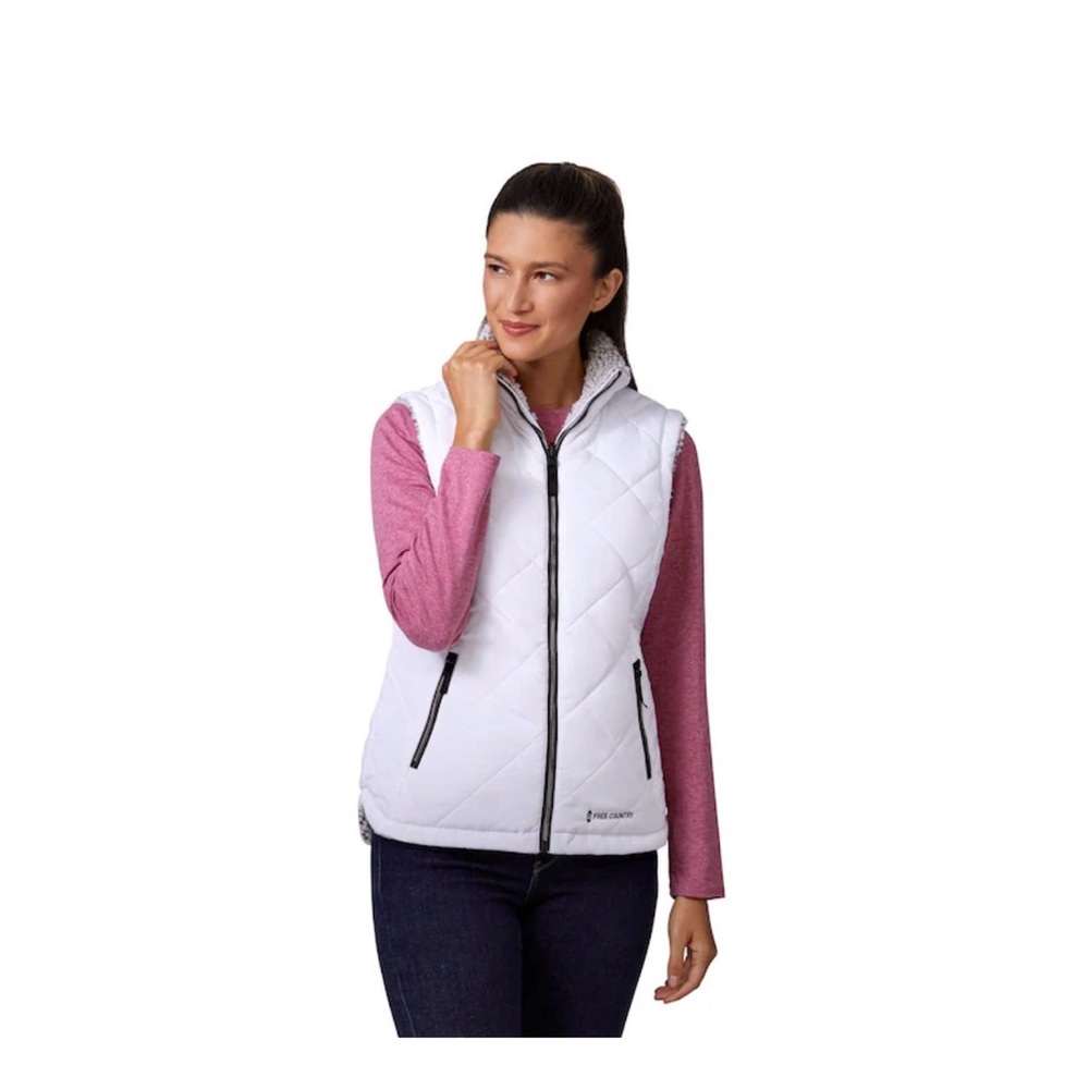 Free Country White Quilted Vest with Black Accents